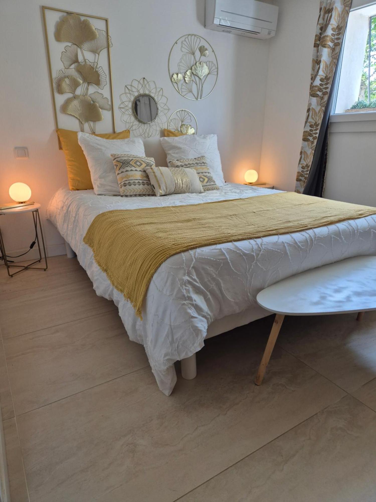 Magnifique Appartement 2 Chambres Avec 50 M2 De Jardin Privatif La Crau Exteriér fotografie
